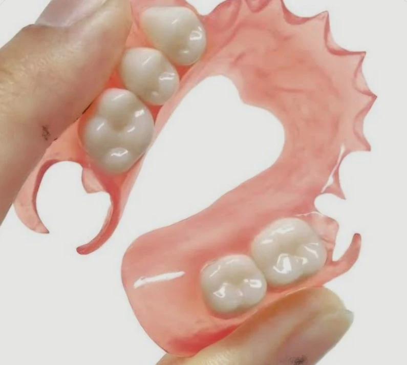 Partial dentures for missing teeth